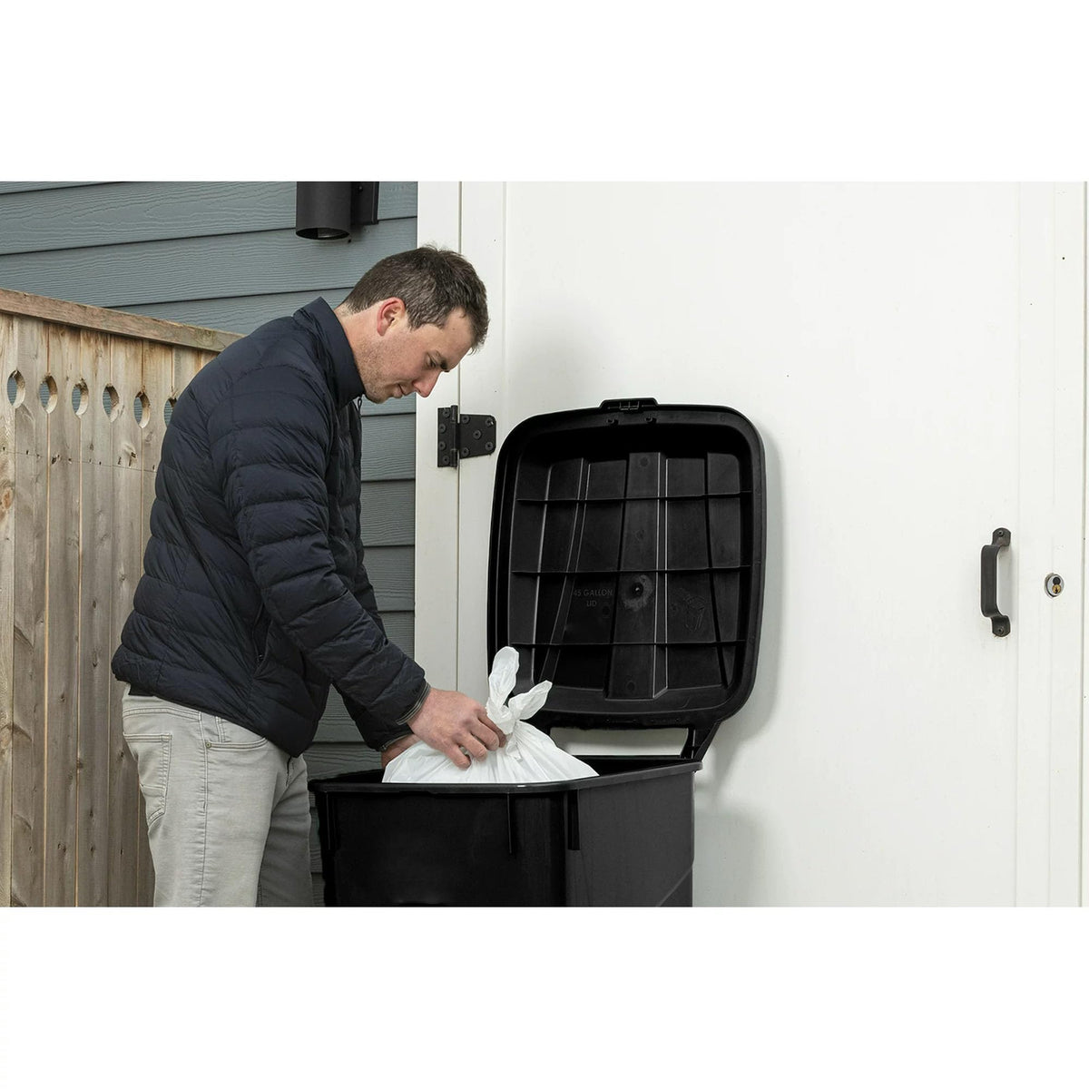 Black 45-Gallons Plastic Wheeled Trash Can with Lid S277752